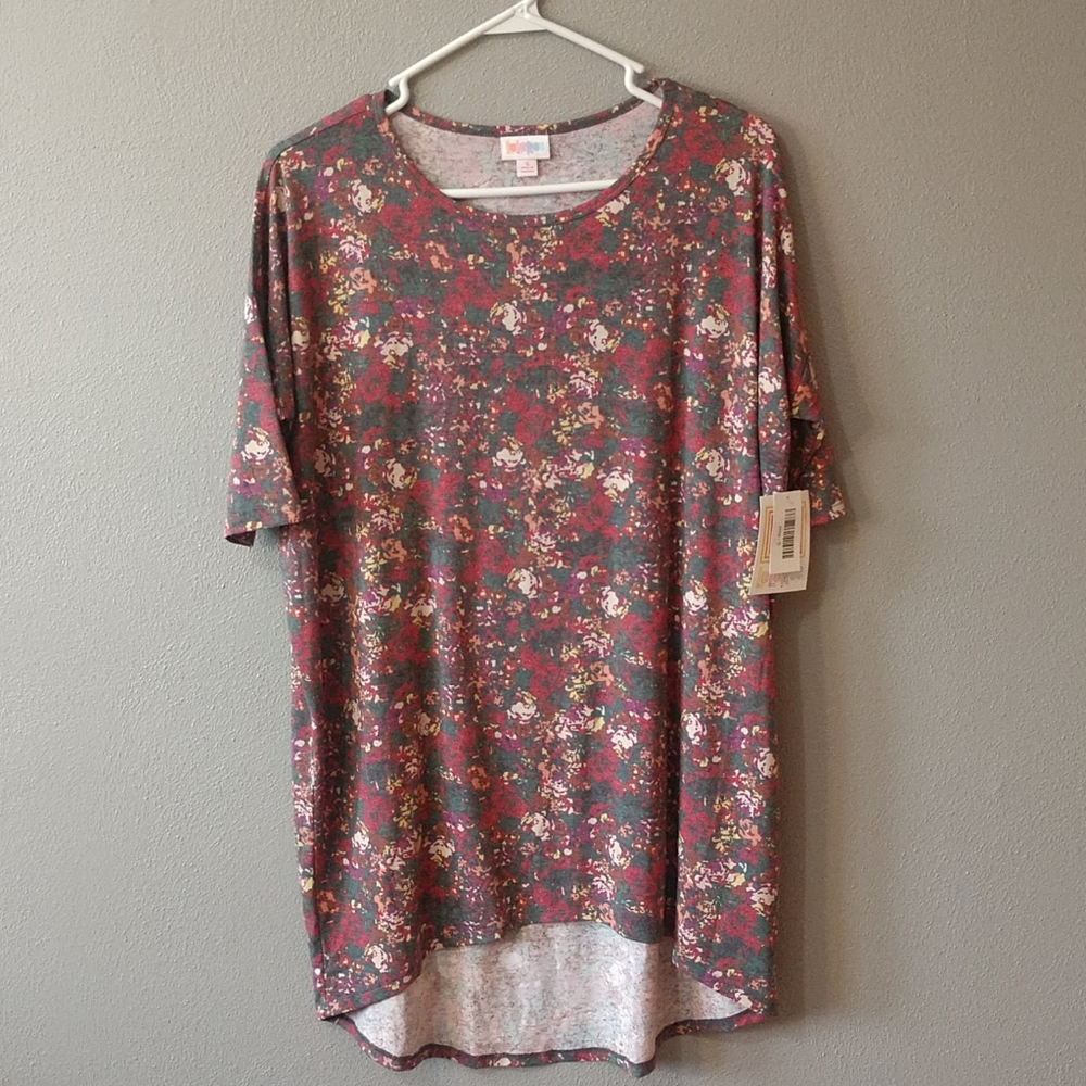 Woman's LuLaRoe Top